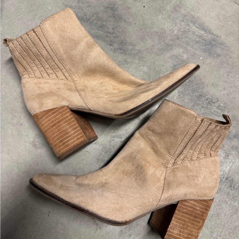 Steve Madden Tan Ankle Booties